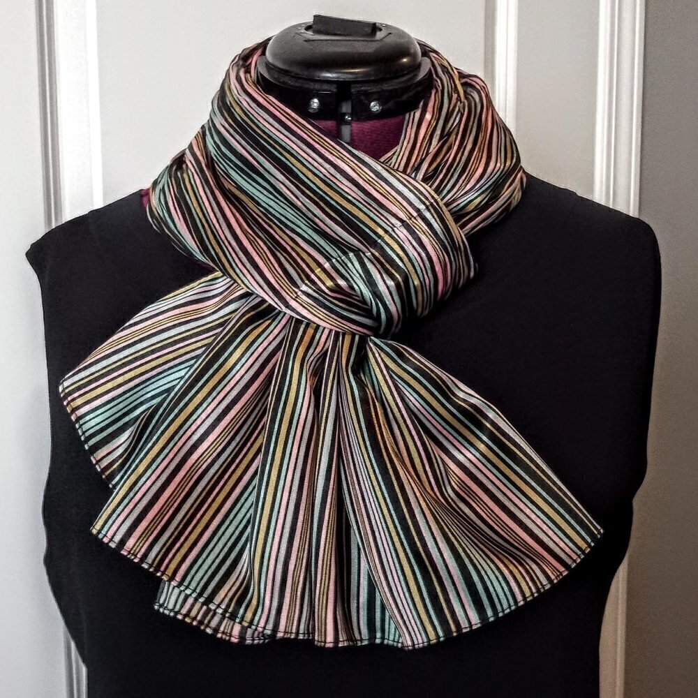 Multicolor Stripe Center Pleat Oblong Scarf